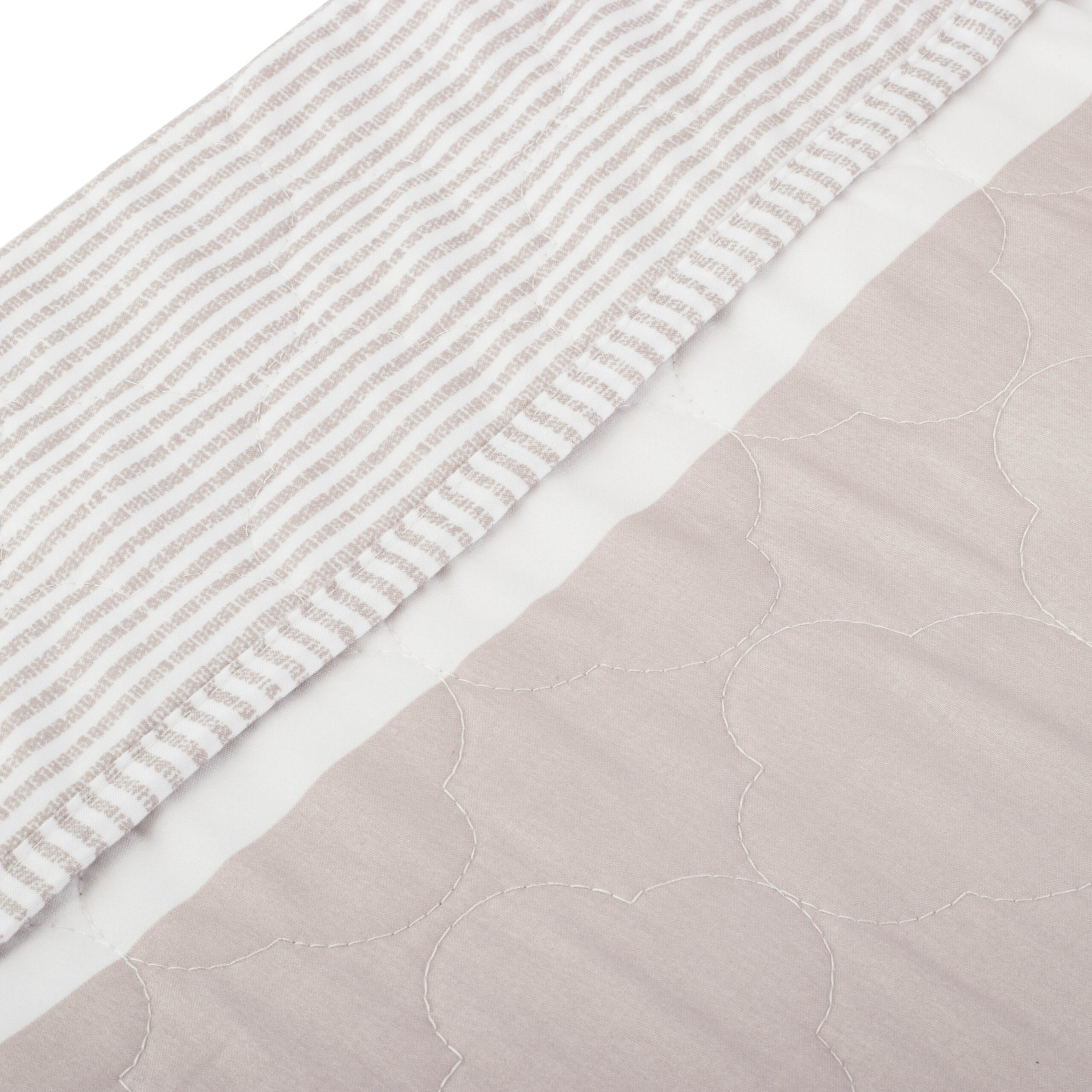 غطاء سرير بحشوة مضغوطة Good One (1)