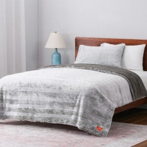 مفرش سرير شتوي فرو Winter Comfo رمادي 3 قطع