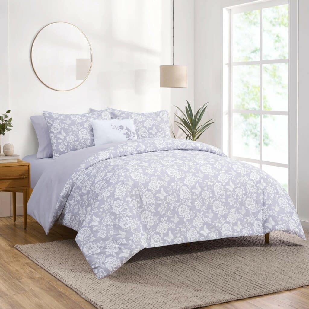 طقم مفرش سرير Floral Butterfly نفرين 8 قطعطقم مفرش سرير Floral Butterfly نفرين 8 قطع