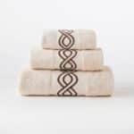 ⁦AVANTI | طقم مناشف قطن 100% مطرز 3 قطع⁩ - الصورة ⁦3⁩